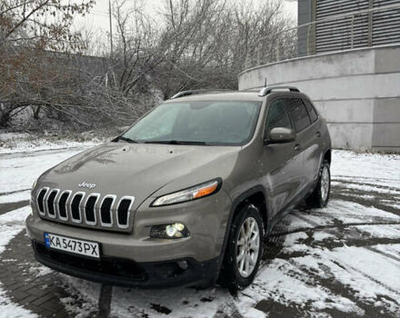 Бежевый Джип Чероки, объемом двигателя 2.4 л и пробегом 124 тыс. км за 13300 $, фото 1 на Automoto.ua