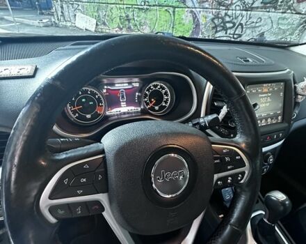 Джип Чероки 2014 в Одессе на Automoto.ua Черный Джип Чероки, объемом двигателя 2.4 л и пробегом 177 тыс. км за 12800 $, фото 2 на Automoto.ua