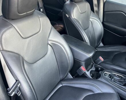 Чорний Джип Cherokee, об'ємом двигуна 3.2 л та пробігом 80 тис. км за 515 $, фото 7 на Automoto.ua