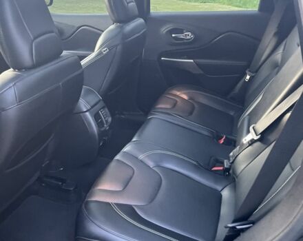 Чорний Джип Cherokee, об'ємом двигуна 3.2 л та пробігом 80 тис. км за 515 $, фото 4 на Automoto.ua