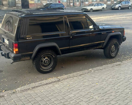 Черный Джип Чероки, объемом двигателя 2.1 л и пробегом 100 тыс. км за 12000 $, фото 4 на Automoto.ua