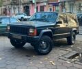 Черный Джип Чероки, объемом двигателя 2.1 л и пробегом 100 тыс. км за 12000 $, фото 1 на Automoto.ua