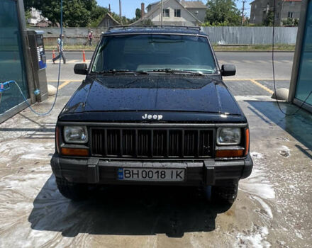 Черный Джип Чероки, объемом двигателя 2.1 л и пробегом 100 тыс. км за 12000 $, фото 12 на Automoto.ua