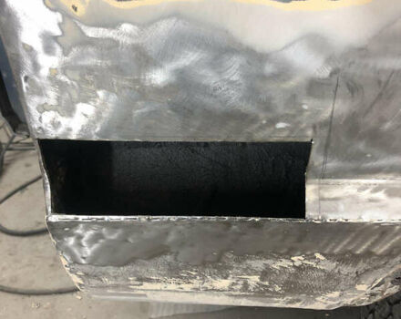 Черный Джип Чероки, объемом двигателя 2.1 л и пробегом 100 тыс. км за 12000 $, фото 34 на Automoto.ua