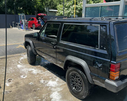 Черный Джип Чероки, объемом двигателя 2.1 л и пробегом 100 тыс. км за 12000 $, фото 15 на Automoto.ua