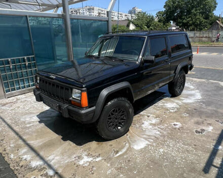 Черный Джип Чероки, объемом двигателя 2.1 л и пробегом 100 тыс. км за 12000 $, фото 11 на Automoto.ua