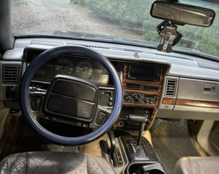 Чорний Джип Cherokee, об'ємом двигуна 5.2 л та пробігом 340 тис. км за 6300 $, фото 5 на Automoto.ua