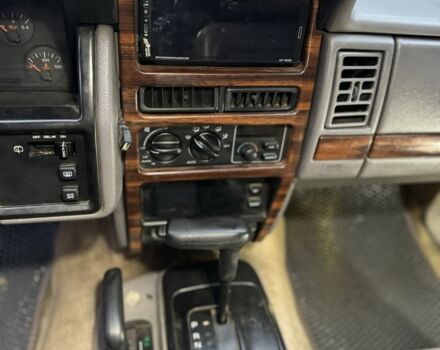 Чорний Джип Cherokee, об'ємом двигуна 5.2 л та пробігом 340 тис. км за 6300 $, фото 7 на Automoto.ua