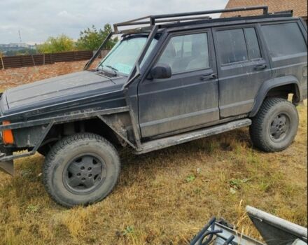 Чорний Джип Cherokee, об'ємом двигуна 2.5 л та пробігом 132 тис. км за 2500 $, фото 1 на Automoto.ua