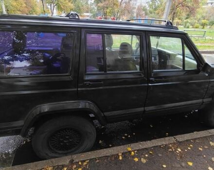 Чорний Джип Cherokee, об'ємом двигуна 2.5 л та пробігом 3 тис. км за 3500 $, фото 10 на Automoto.ua