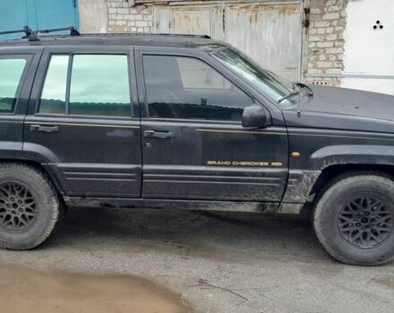 Чорний Джип Cherokee, об'ємом двигуна 0 л та пробігом 300 тис. км за 2800 $, фото 6 на Automoto.ua