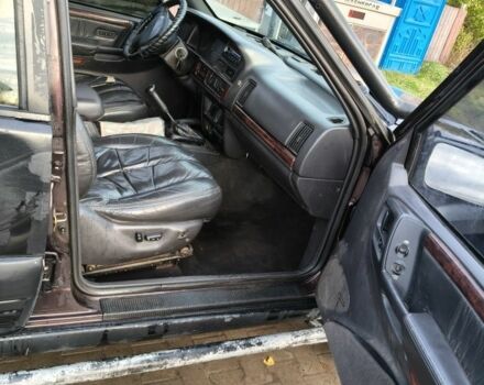 Джип Чероки 1997 в Сумах на Automoto.ua Черный Джип Чероки, объемом двигателя 0 л и пробегом 280 тыс. км за 3800 $, фото 10 на Automoto.ua