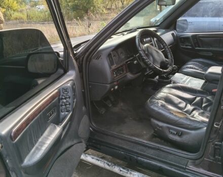 Джип Чероки 1997 в Сумах на Automoto.ua Черный Джип Чероки, объемом двигателя 0 л и пробегом 280 тыс. км за 3800 $, фото 9 на Automoto.ua