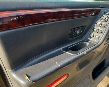 Черный Джип Чероки, объемом двигателя 4.7 л и пробегом 270 тыс. км за 3000 $, фото 7 на Automoto.ua