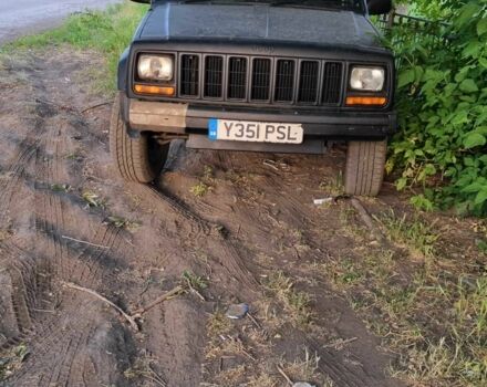 Чорний Джип Cherokee, об'ємом двигуна 2.5 л та пробігом 140 тис. км за 3600 $, фото 2 на Automoto.ua