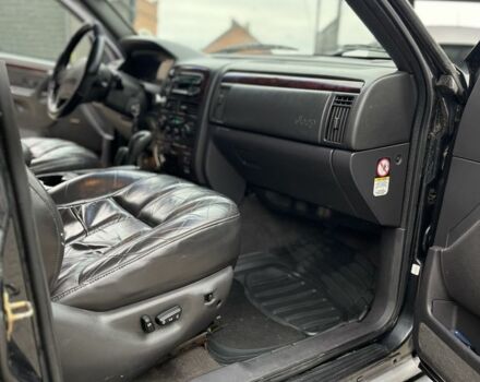 Черный Джип Чероки, объемом двигателя 3.1 л и пробегом 250 тыс. км за 3123 $, фото 12 на Automoto.ua