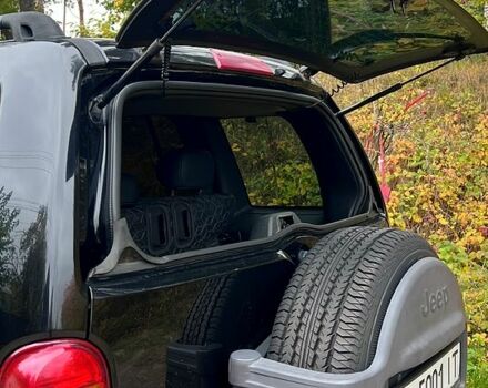 Чорний Джип Cherokee, об'ємом двигуна 2.5 л та пробігом 185 тис. км за 7500 $, фото 6 на Automoto.ua
