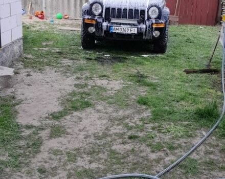 Черный Джип Чероки, объемом двигателя 0 л и пробегом 266 тыс. км за 9500 $, фото 1 на Automoto.ua