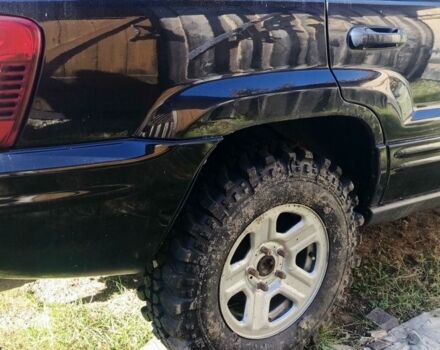 Черный Джип Чероки, объемом двигателя 2.7 л и пробегом 250 тыс. км за 7500 $, фото 5 на Automoto.ua