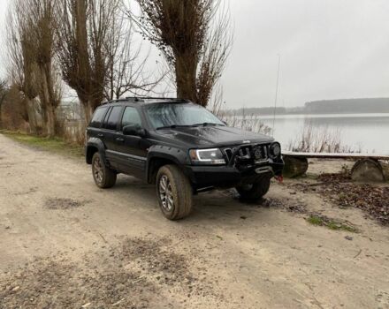 Черный Джип Чероки, объемом двигателя 2.7 л и пробегом 268 тыс. км за 4999 $, фото 1 на Automoto.ua
