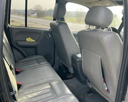 Черный Джип Чероки, объемом двигателя 2.8 л и пробегом 300 тыс. км за 5500 $, фото 3 на Automoto.ua