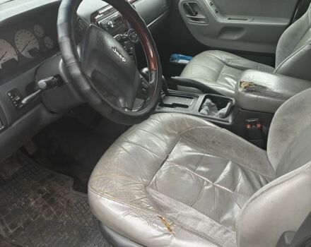 Черный Джип Чероки, объемом двигателя 3 л и пробегом 300 тыс. км за 4257 $, фото 7 на Automoto.ua