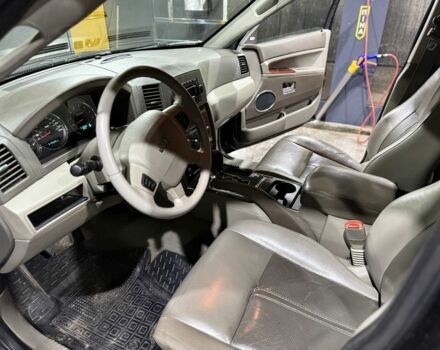 Чорний Джип Cherokee, об'ємом двигуна 3 л та пробігом 319 тис. км за 5000 $, фото 4 на Automoto.ua