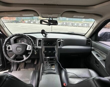 Чорний Джип Cherokee, об'ємом двигуна 3 л та пробігом 380 тис. км за 5499 $, фото 2 на Automoto.ua