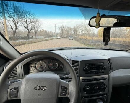 Чорний Джип Cherokee, об'ємом двигуна 3 л та пробігом 288 тис. км за 4200 $, фото 4 на Automoto.ua
