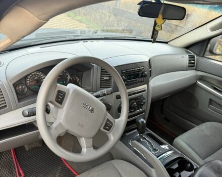 Чорний Джип Cherokee, об'ємом двигуна 3 л та пробігом 288 тис. км за 4200 $, фото 3 на Automoto.ua