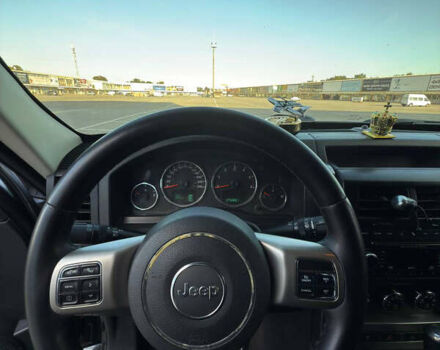 Черный Джип Чероки, объемом двигателя 2.77 л и пробегом 296 тыс. км за 12700 $, фото 16 на Automoto.ua