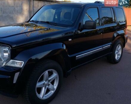 Джип Cherokee 2011 у Києві на Automoto.ua Чорний Джип Cherokee, об'ємом двигуна 2.8 л та пробігом 216 тис. км за 10500 $, фото 1 на Automoto.ua