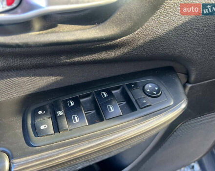 Чорний Джип Cherokee, об'ємом двигуна 2.4 л та пробігом 205 тис. км за 11190 $, фото 11 на Automoto.ua