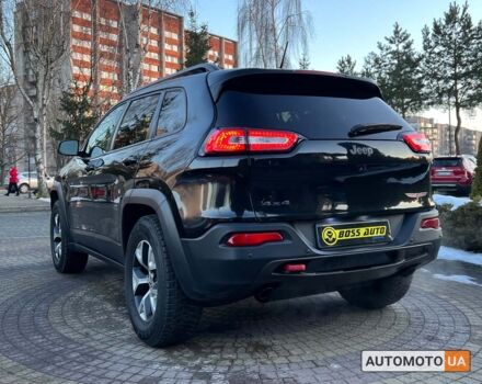 Черный Джип Чероки, объемом двигателя 3.2 л и пробегом 132 тыс. км за 15999 $, фото 4 на Automoto.ua