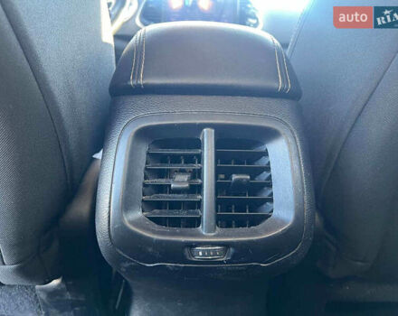 Чорний Джип Cherokee, об'ємом двигуна 2.4 л та пробігом 205 тис. км за 11190 $, фото 29 на Automoto.ua