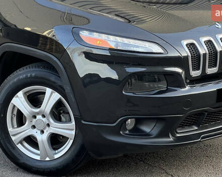 Черный Джип Чероки, объемом двигателя 2.4 л и пробегом 145 тыс. км за 12900 $, фото 3 на Automoto.ua
