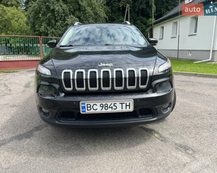 Чорний Джип Cherokee, об'ємом двигуна 3.24 л та пробігом 231 тис. км за 14400 $, фото 1 на Automoto.ua