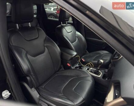 Чорний Джип Cherokee, об'ємом двигуна 1.96 л та пробігом 468 тис. км за 14500 $, фото 14 на Automoto.ua