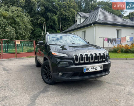 Чорний Джип Cherokee, об'ємом двигуна 3.24 л та пробігом 231 тис. км за 14400 $, фото 24 на Automoto.ua