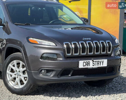 Чорний Джип Cherokee, об'ємом двигуна 2.4 л та пробігом 139 тис. км за 12500 $, фото 12 на Automoto.ua