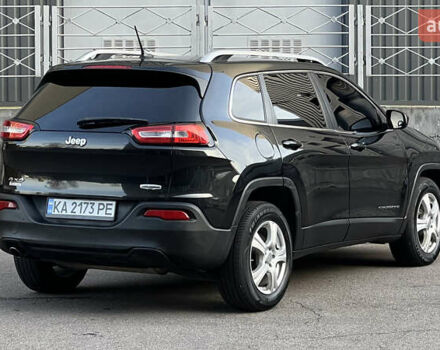 Черный Джип Чероки, объемом двигателя 2.4 л и пробегом 145 тыс. км за 12900 $, фото 6 на Automoto.ua
