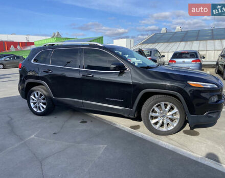 Черный Джип Чероки, объемом двигателя 2.36 л и пробегом 167 тыс. км за 13300 $, фото 7 на Automoto.ua