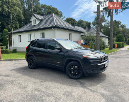 Чорний Джип Cherokee, об'ємом двигуна 3.24 л та пробігом 231 тис. км за 14400 $, фото 9 на Automoto.ua