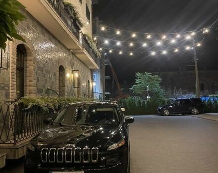 Черный Джип Чероки, объемом двигателя 2.36 л и пробегом 205 тыс. км за 14500 $, фото 4 на Automoto.ua