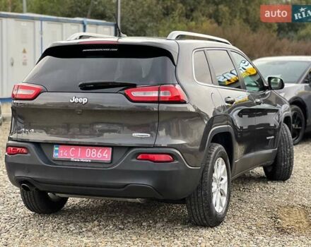 Чорний Джип Cherokee, об'ємом двигуна 2.36 л та пробігом 139 тис. км за 11990 $, фото 10 на Automoto.ua