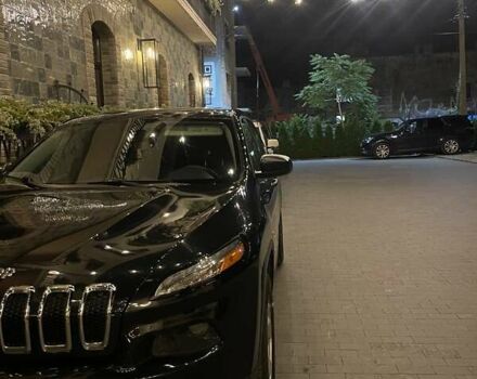 Черный Джип Чероки, объемом двигателя 2.36 л и пробегом 205 тыс. км за 14500 $, фото 3 на Automoto.ua