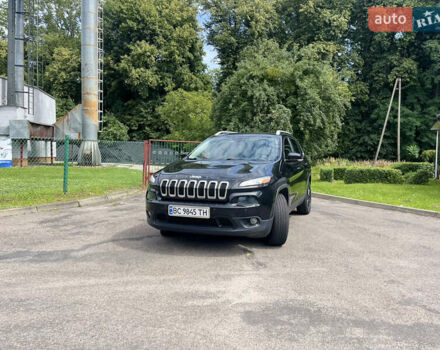 Чорний Джип Cherokee, об'ємом двигуна 3.24 л та пробігом 231 тис. км за 14400 $, фото 7 на Automoto.ua