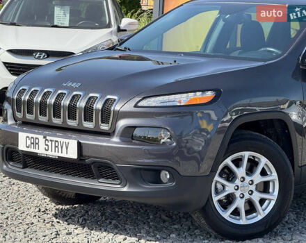 Чорний Джип Cherokee, об'ємом двигуна 2.4 л та пробігом 139 тис. км за 12500 $, фото 10 на Automoto.ua