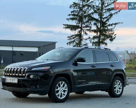 Чорний Джип Cherokee, об'ємом двигуна 2.36 л та пробігом 257 тис. км за 13500 $, фото 5 на Automoto.ua