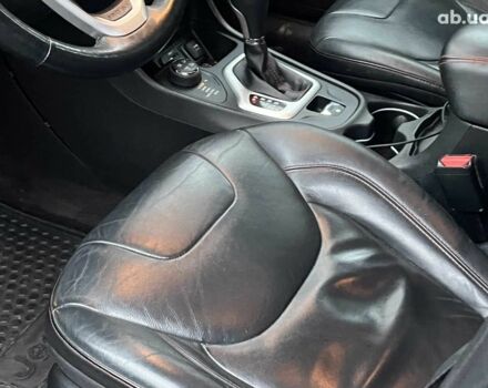 Черный Джип Чероки, объемом двигателя 3.2 л и пробегом 221 тыс. км за 14940 $, фото 19 на Automoto.ua